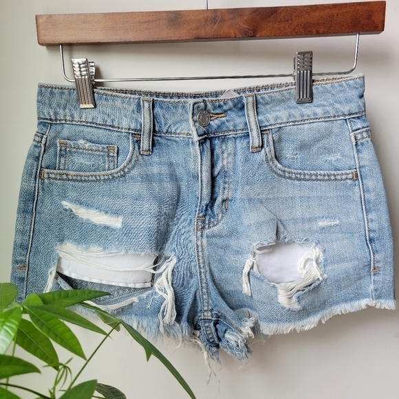 3/$25 🍓 NWT cello short‎ shorts distressed - Picture 1 of 8